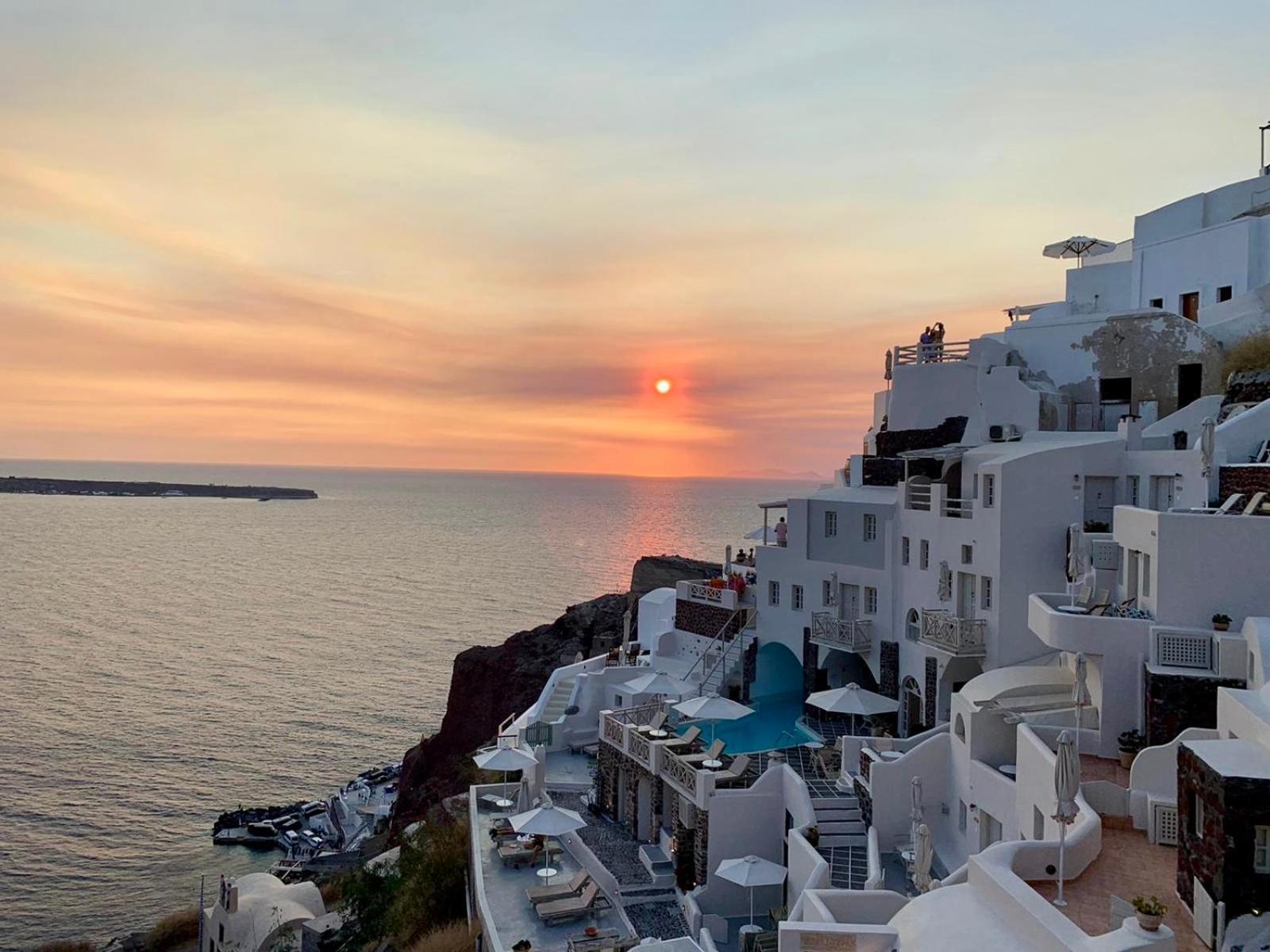 Вилла Oia Angle Cavehouse Экстерьер фото